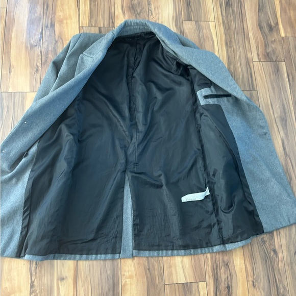 Zara coat - Picture 4 of 7